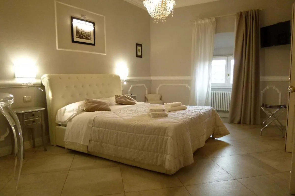Image 1 of Brunelleschi suite