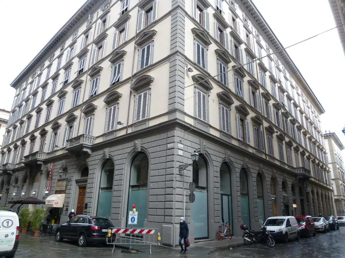 Image 5 of Brunelleschi suite