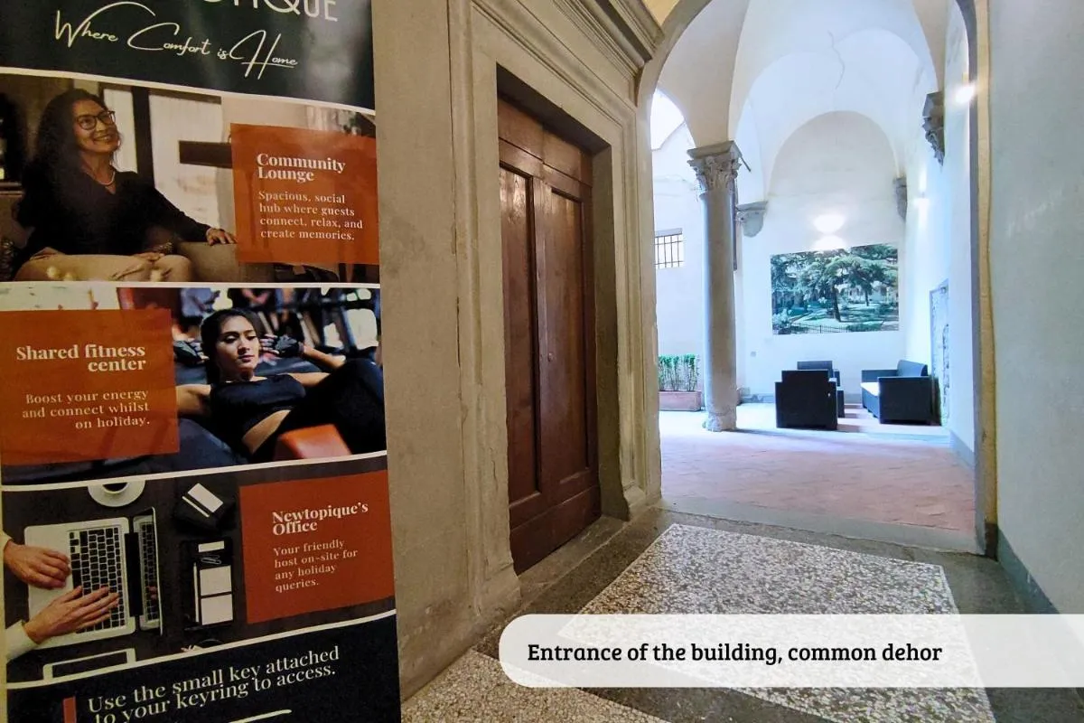 Image 2 of Buonarroti big apartment with terrace in Oltrarno