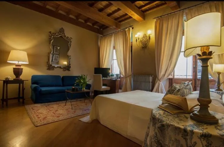 Image 2 of Capri Moon Guest House