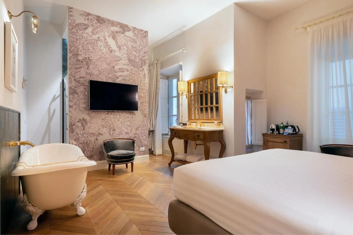 Image 4 of Corte Calzaiuoli Elegant Suites