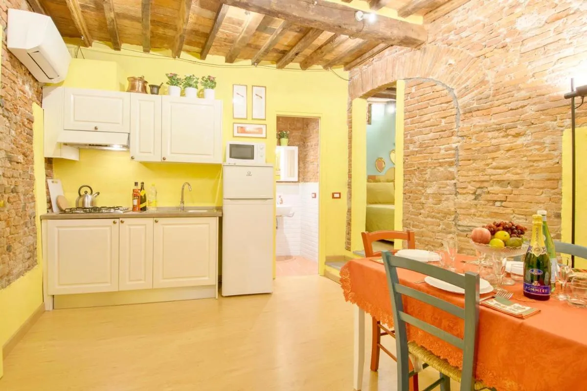 Image 6 of CozyBricks in Lucca – Apartments in the Historical Center –
