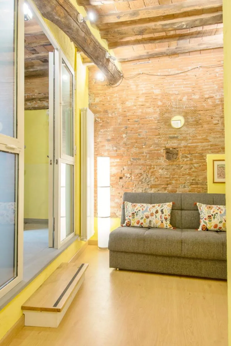 Image 5 of CozyBricks in Lucca – Apartments in the Historical Center –