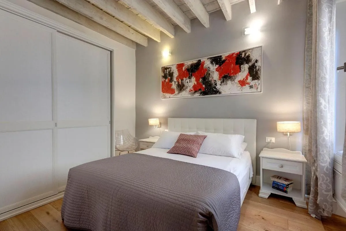 Image 1 of De Rustici Apartment