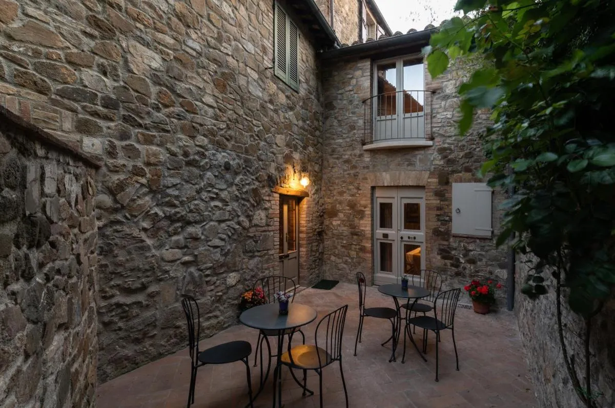 Image 1 of Drogheria e Locanda Franci