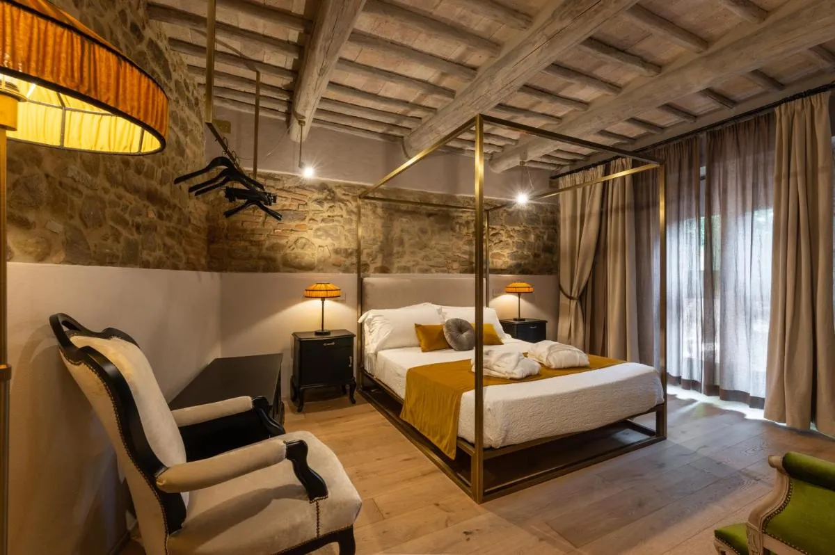 Image 3 of Drogheria e Locanda Franci