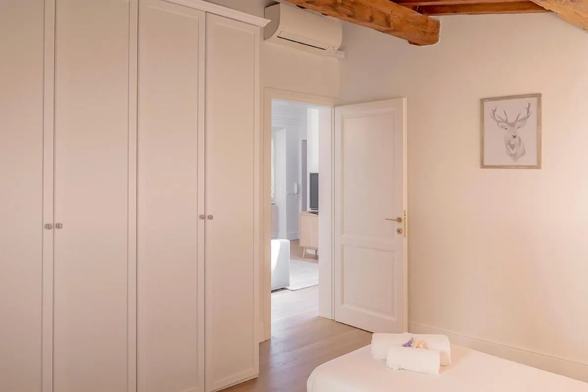Image 2 of Duomo Florence Apartment