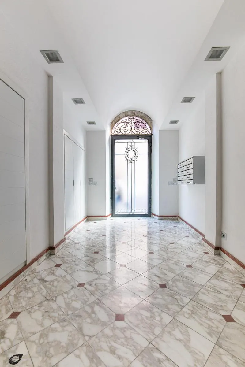 Image 5 of Elena House Apartments