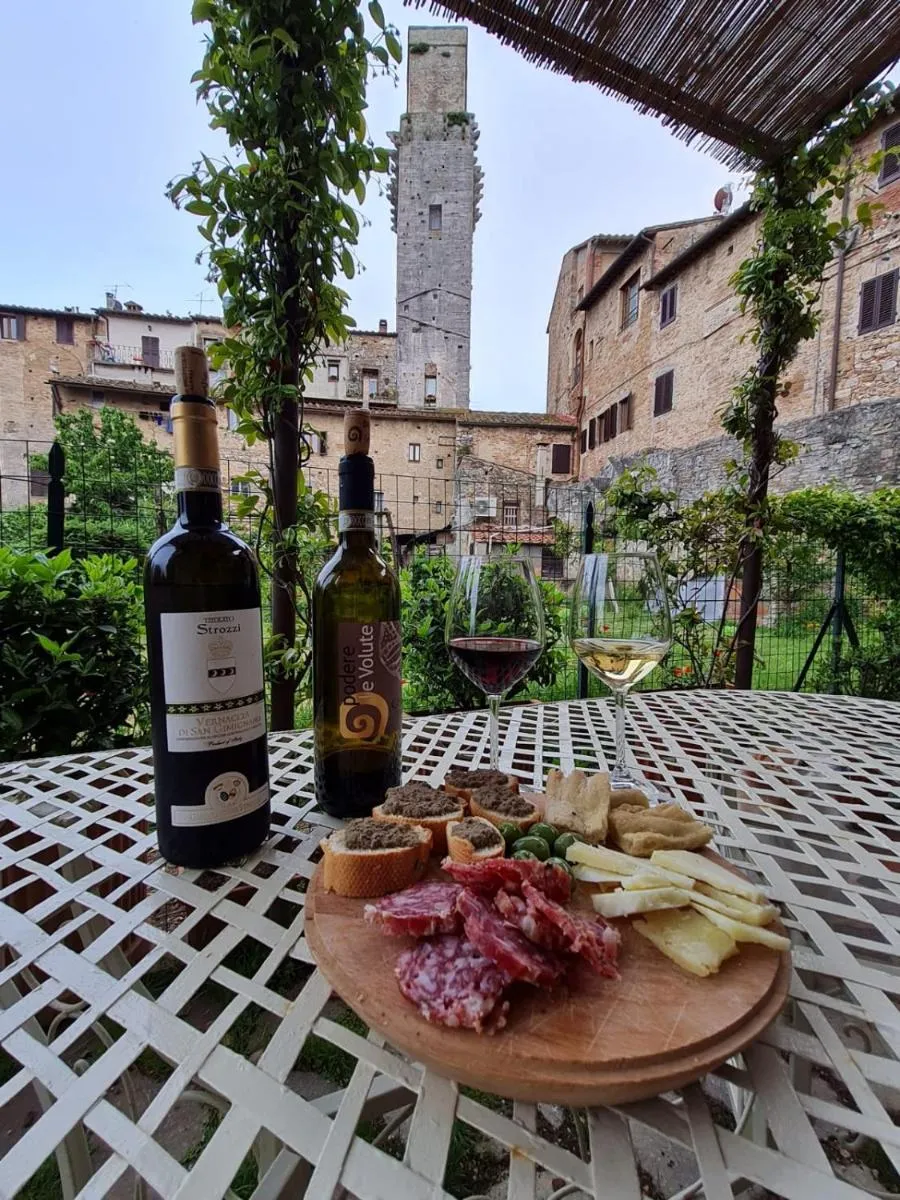 Image 4 of Fabio Apartments San Gimignano