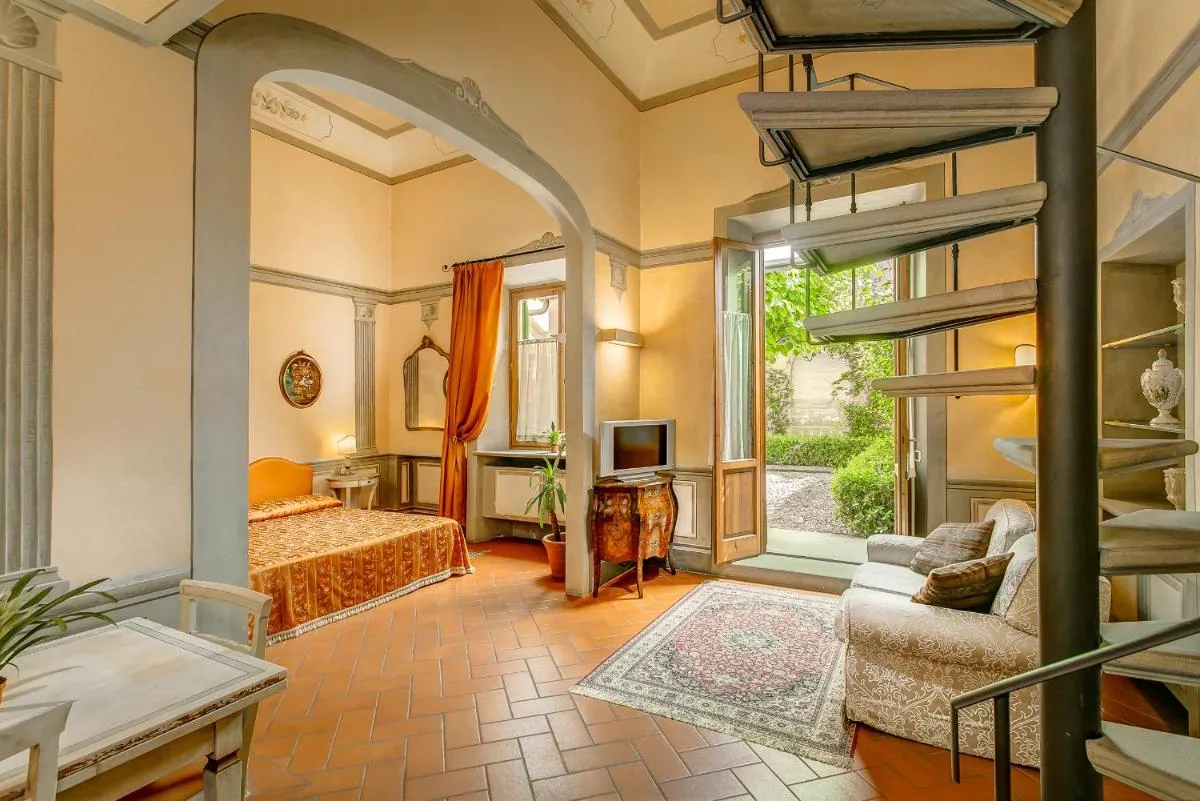 Image 3 of Firenze Suite