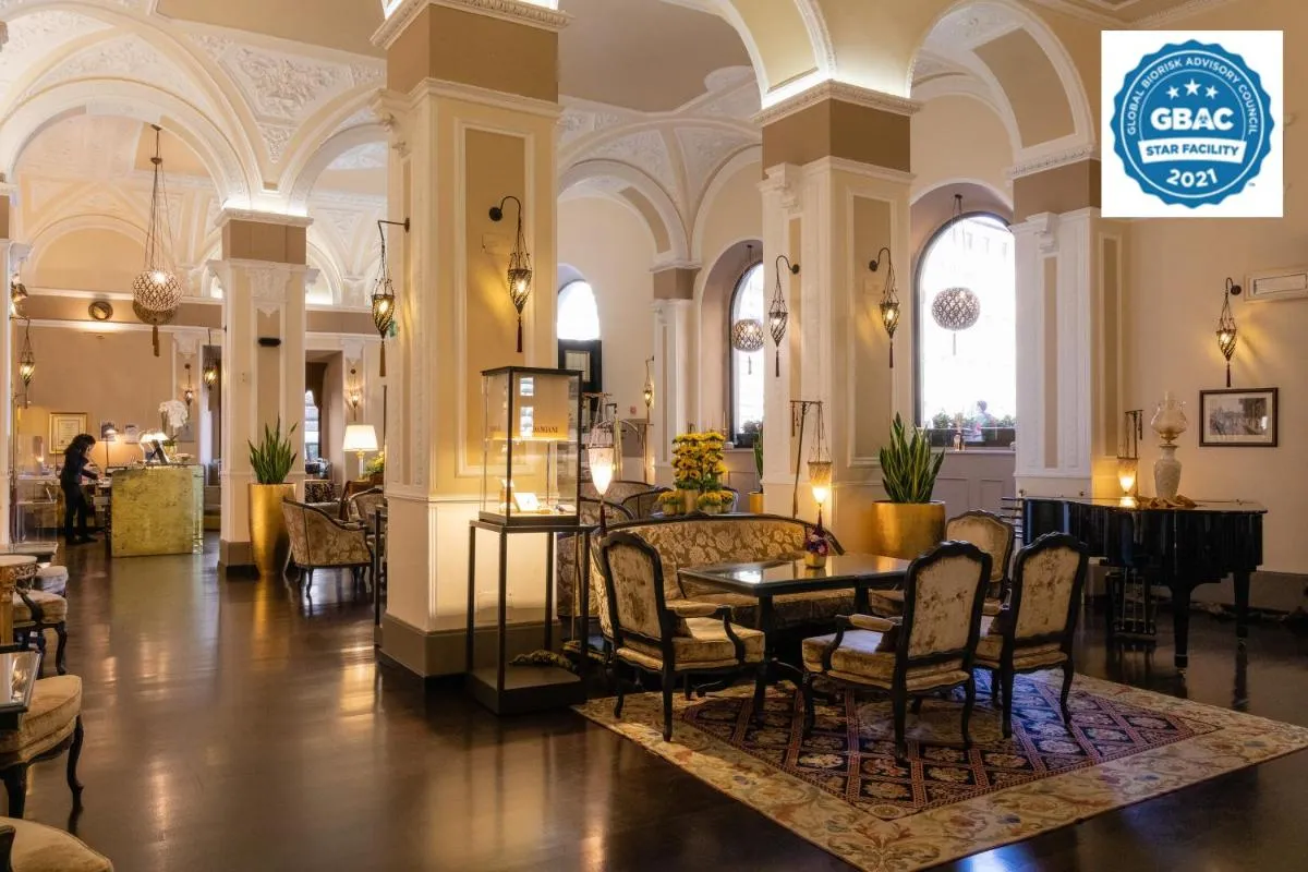 Image 2 of Hotel Bernini Palace
