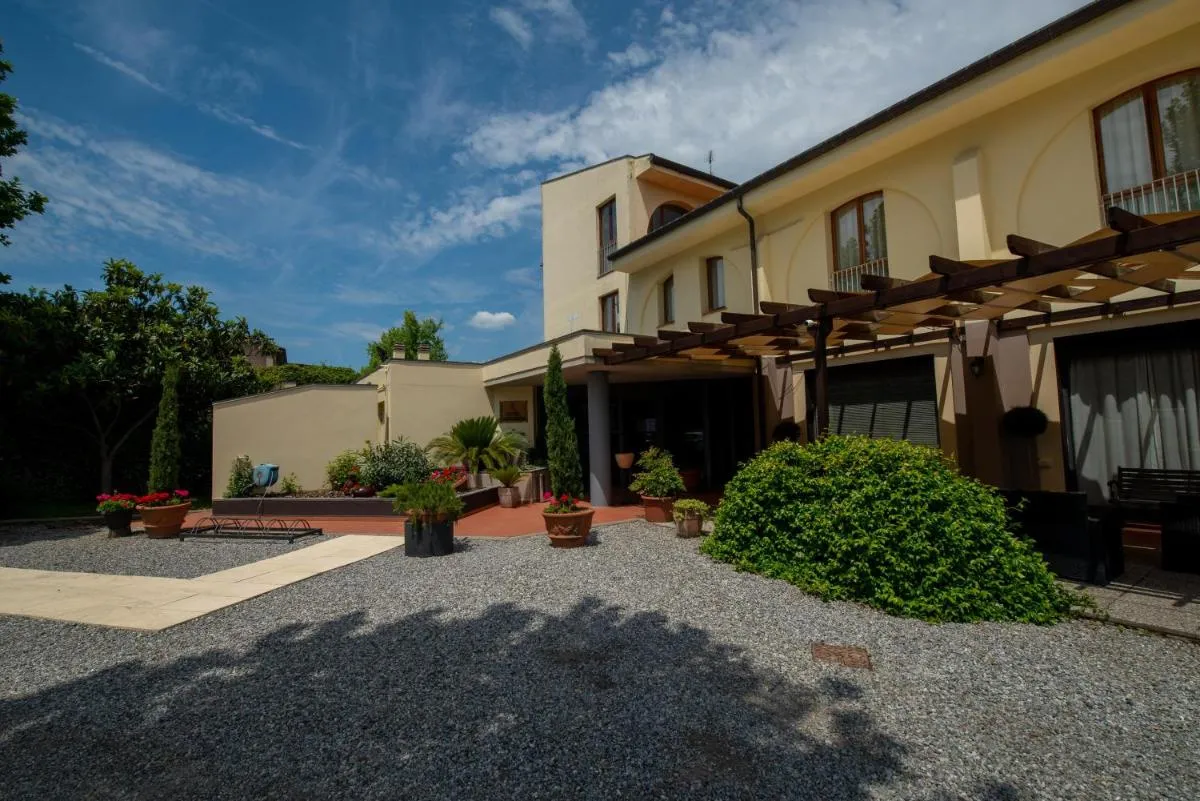 Image 4 of Hotel Carignano