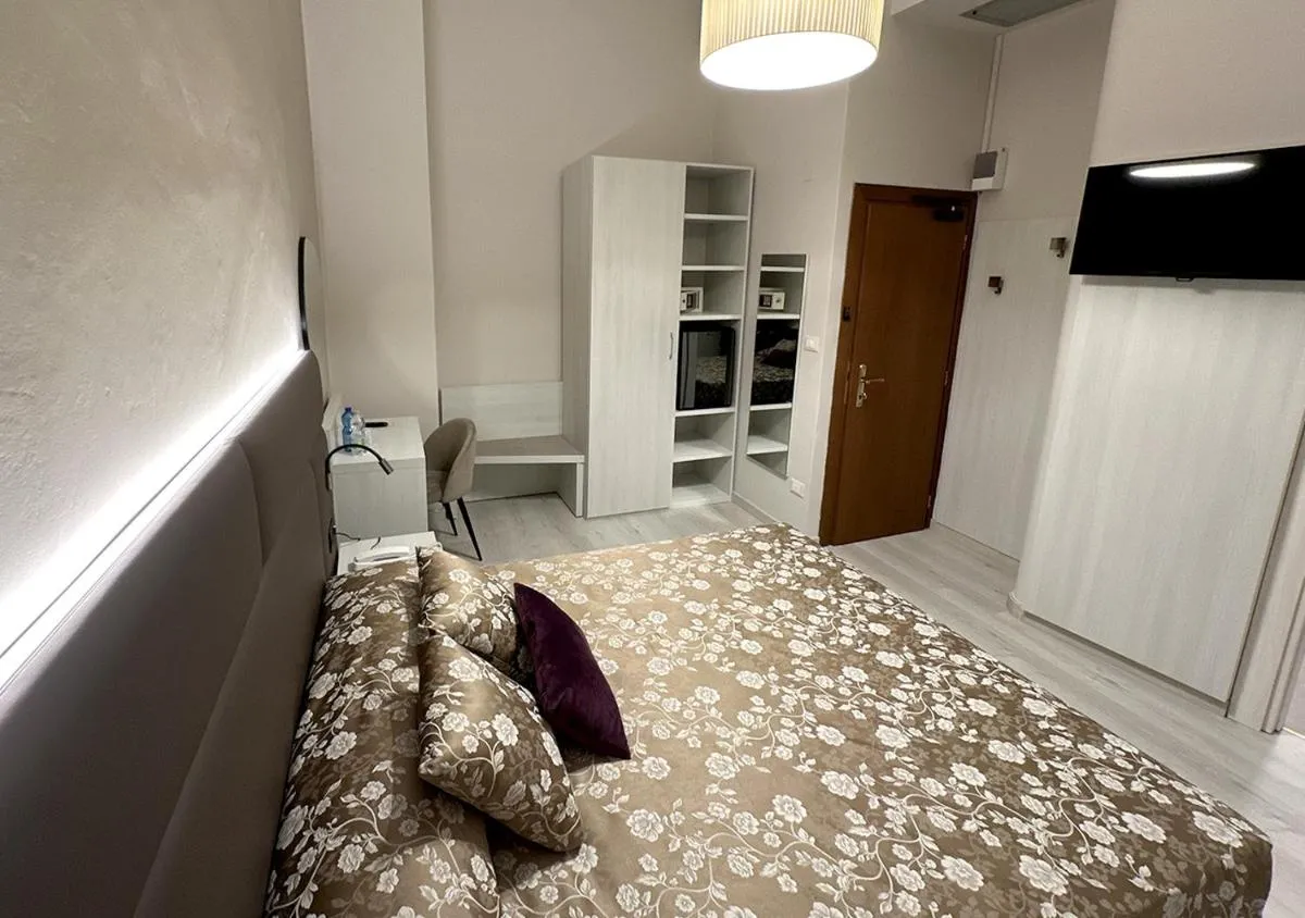Image 3 of Hotel Continentale
