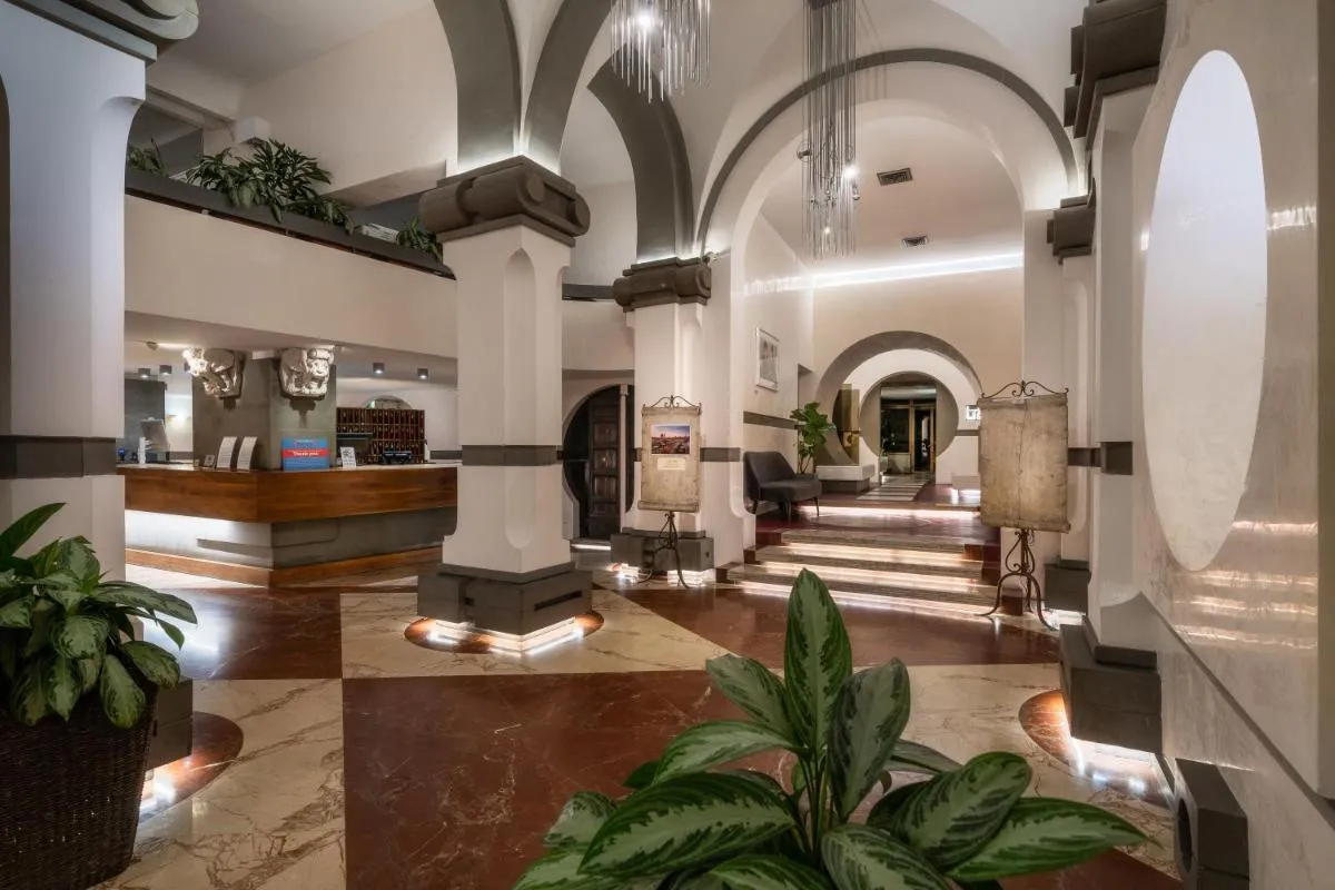 Image 2 of Hotel Croce Di Malta