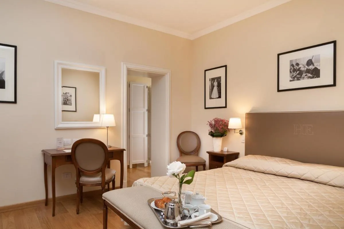Image 2 of Hotel Executive