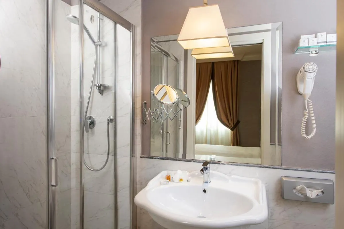 Image 2 of Hotel Rapallo