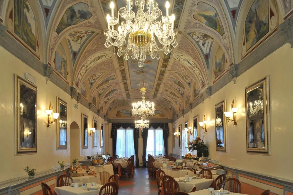 Image 2 of Hotel degli Orafi