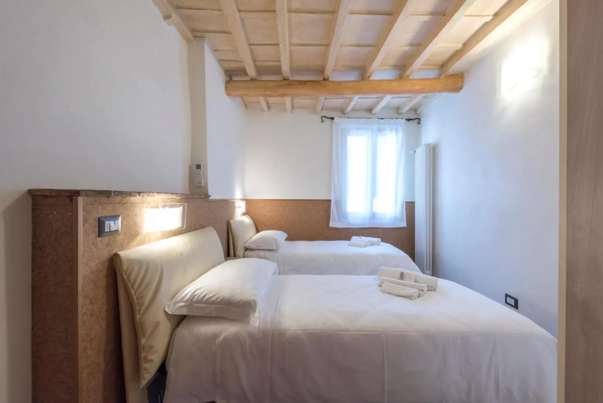 Image 1 of Il Limone