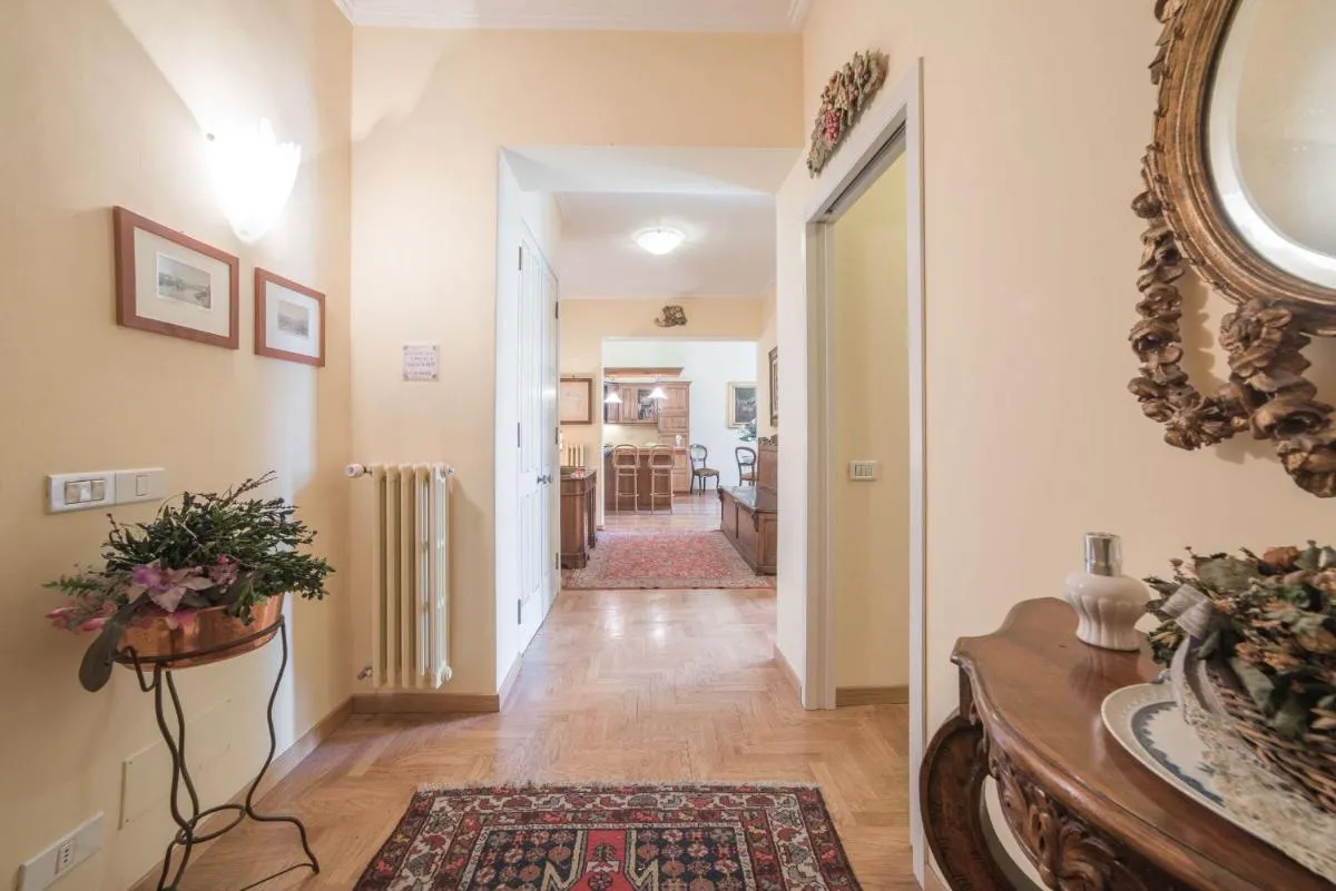Image 4 of Italian Experience-Duomo Suite