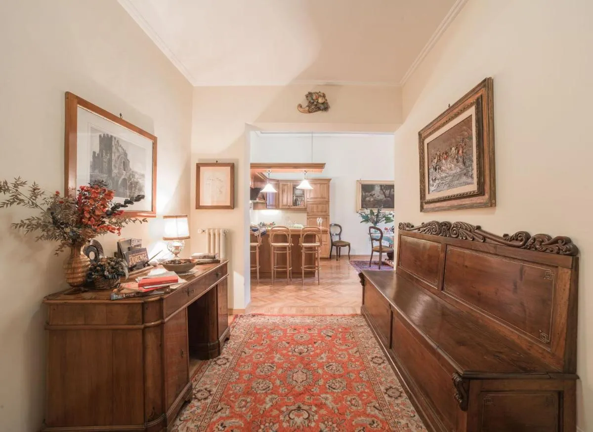 Image 5 of Italian Experience-Duomo Suite