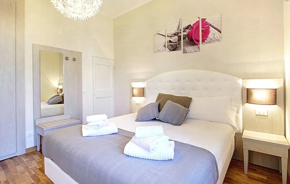 Image 5 of La Marmora Elegant