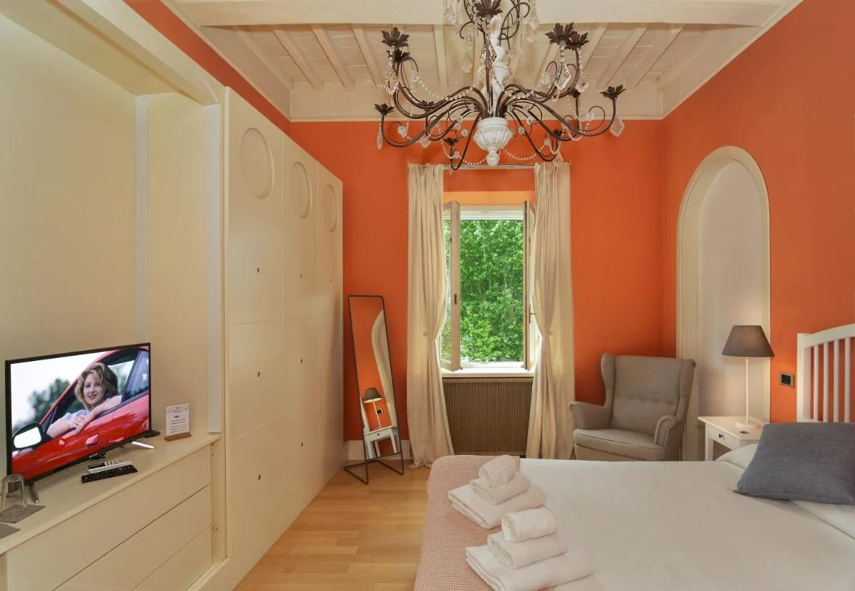 Image 4 of Lauri Loft