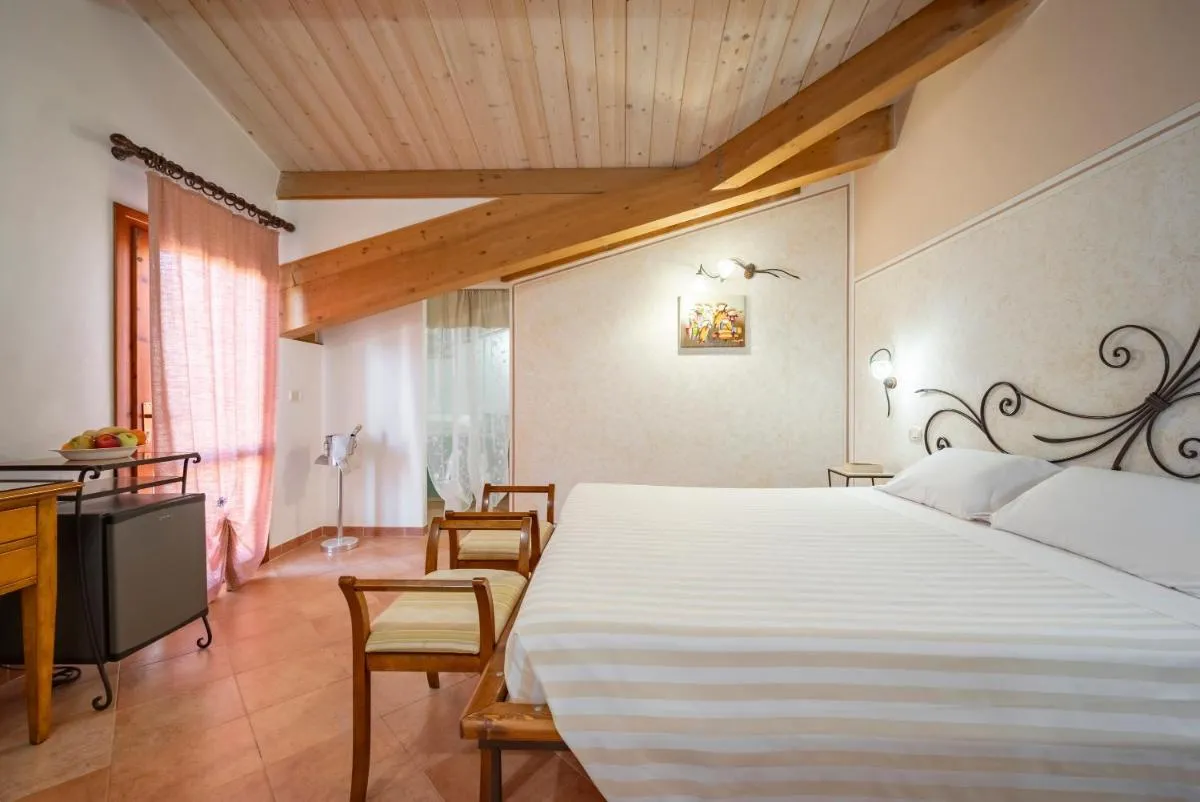 Image 3 of Lola Piccolo Hotel e Appartamenti
