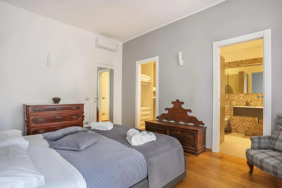 Image 5 of Luxury Pontevecchio Duplex 5 STARS APARTMENT – hosted by Sweetstay