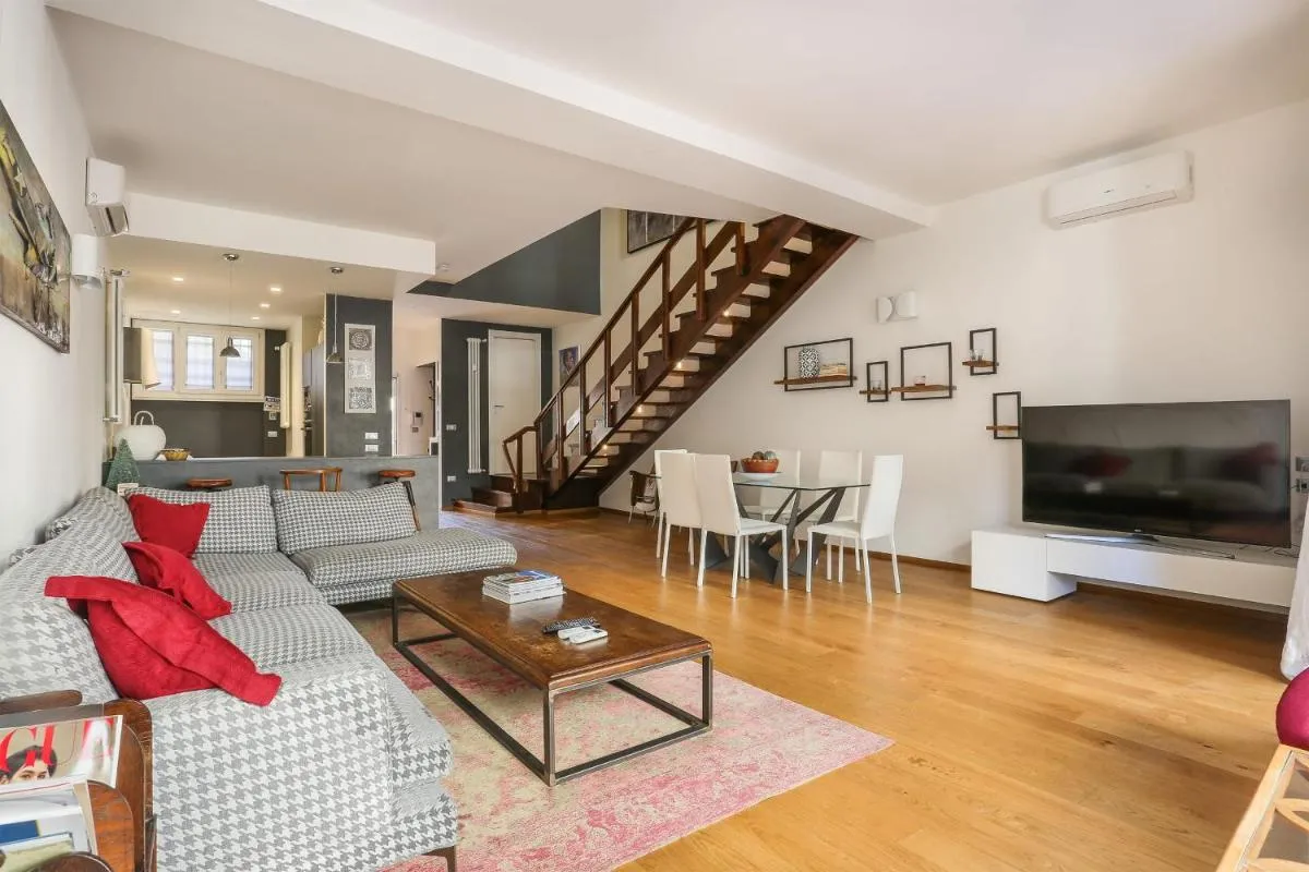 Image 1 of Luxury Pontevecchio Duplex 5 STARS APARTMENT – hosted by Sweetstay
