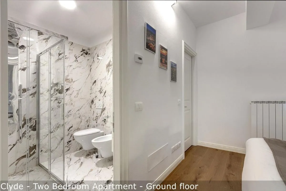 Image 2 of Mamo Florence – Bonnie – Clyde – Marvin Apartments