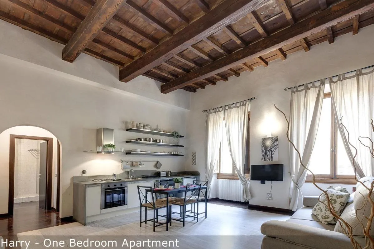 Image 3 of Mamo Florence – Calzaiuoli Apartments
