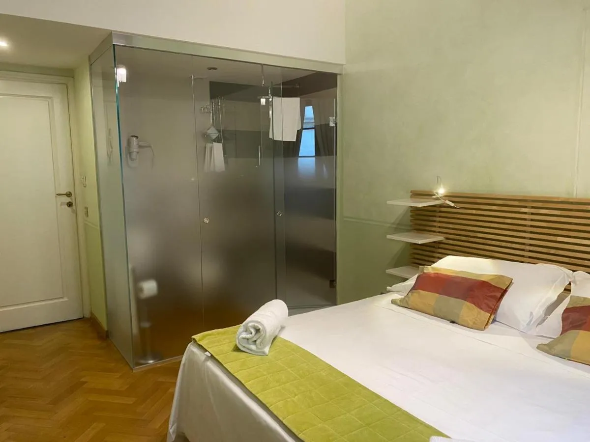 Image 4 of N4U Guest House Florence