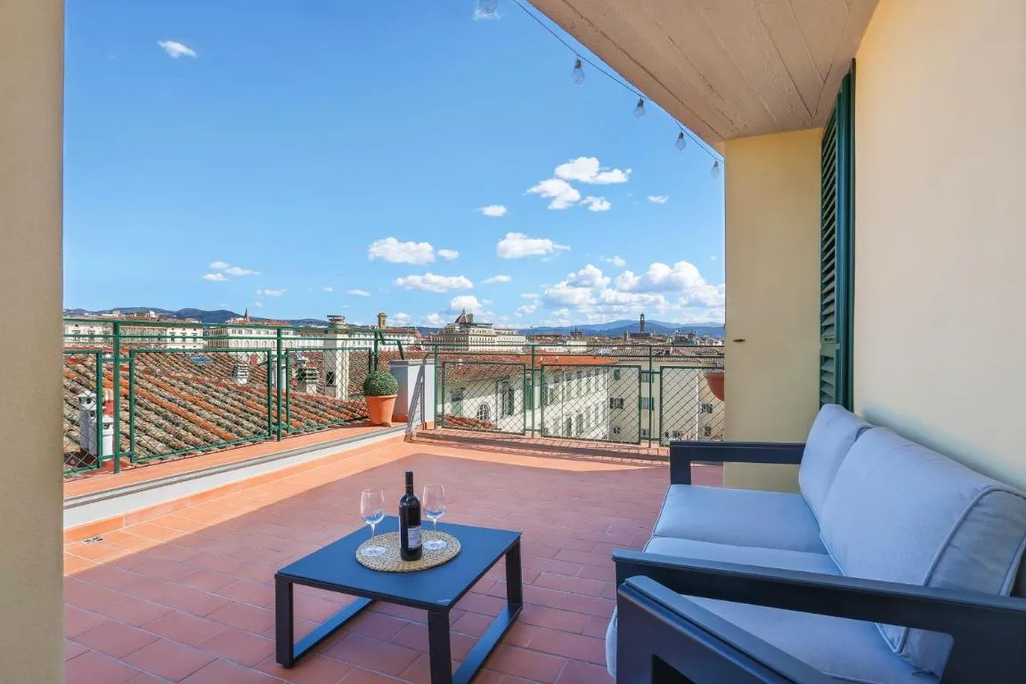 Image of Penthouse with big terrace in Oltrarno – hosted by Sweetstay