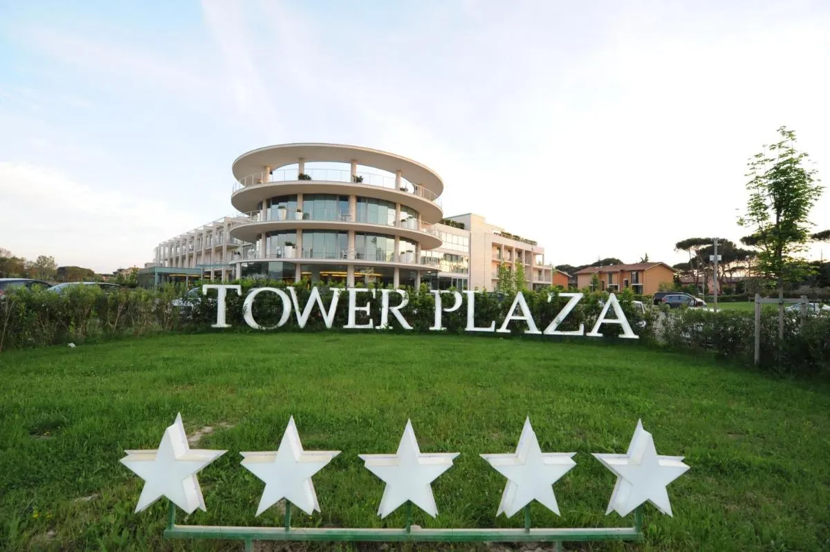 Image 3 of Pisa Tower Plaza