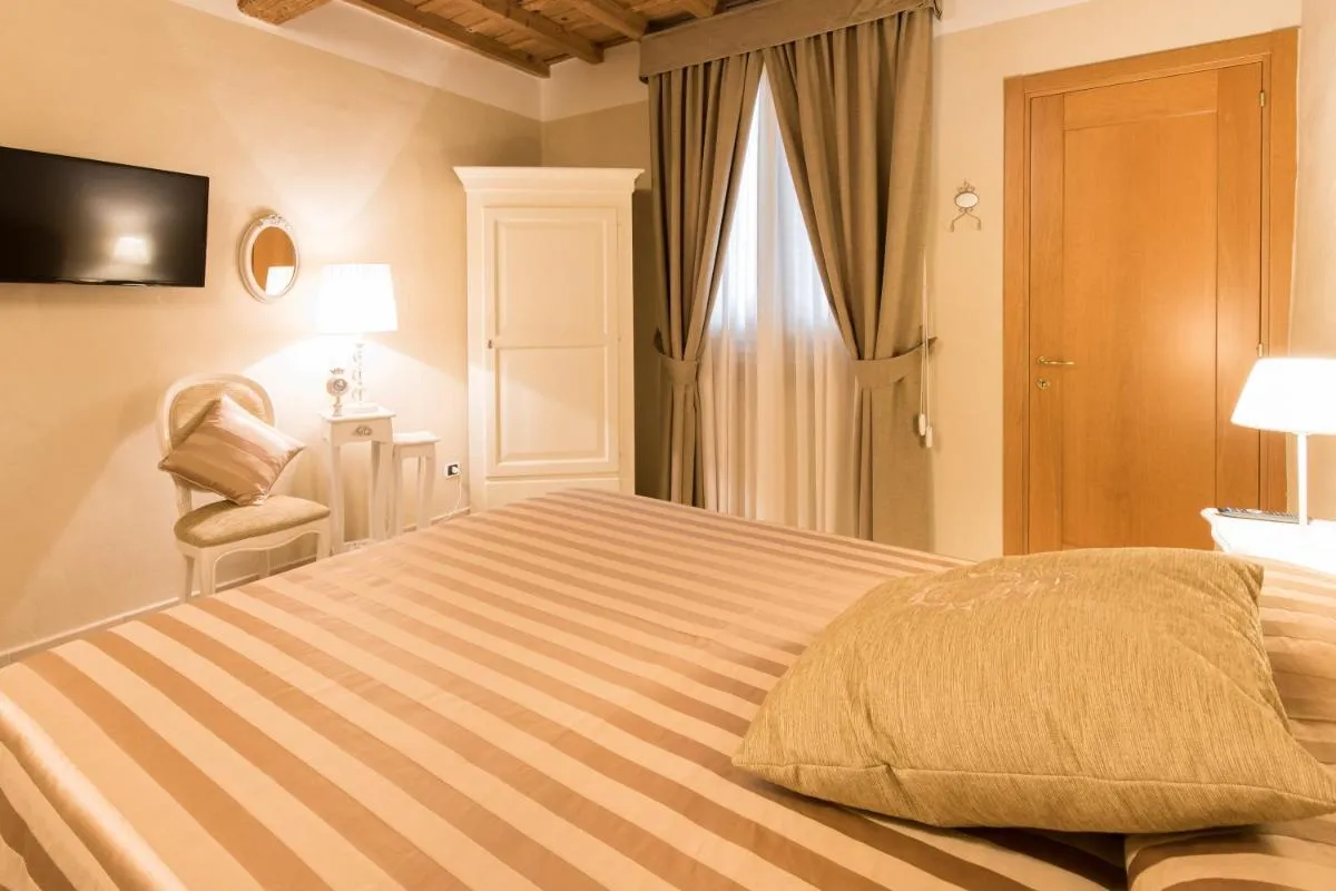 Image 6 of Residenza Marchesi Pontenani