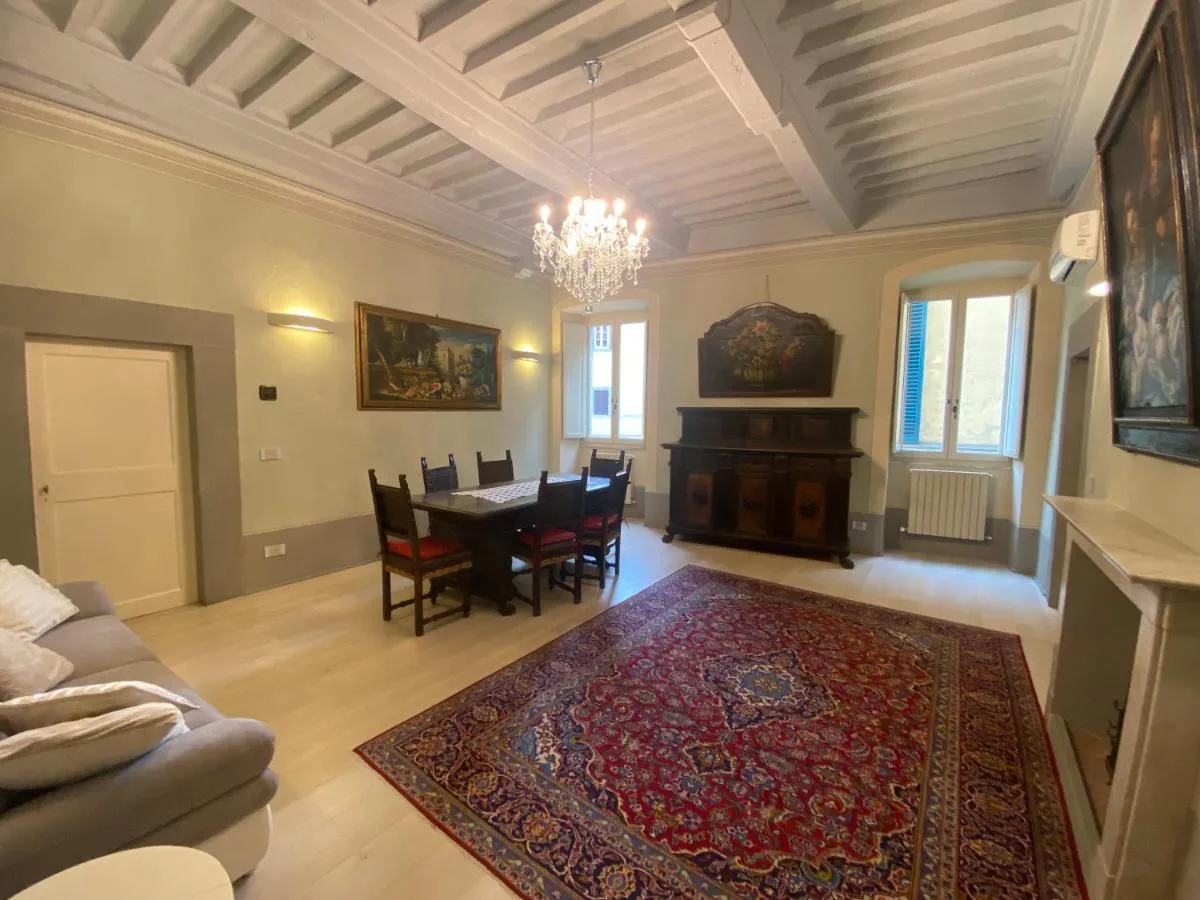 Image 4 of SIGNORELLI HOUSE