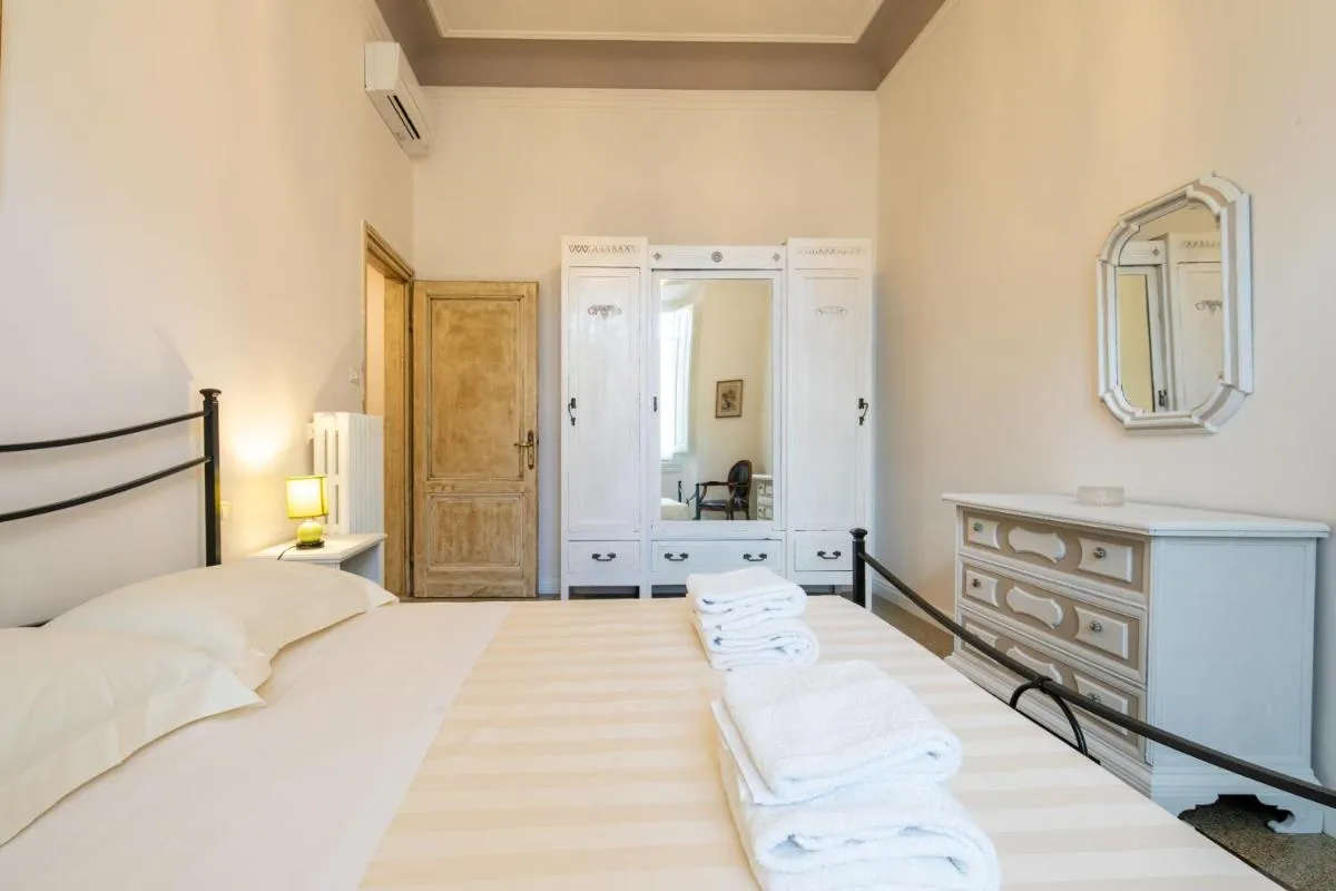 Image 4 of Santa Maria Novella 4 bedrooms by Mmega