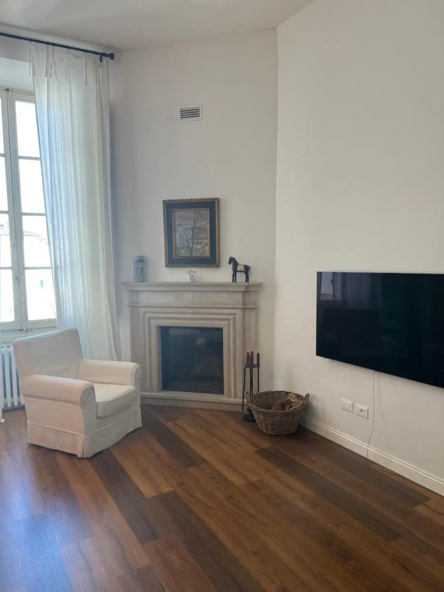 Image 4 of Santa Rosa Florence Apartments 3 Bedrooms – Private Parking