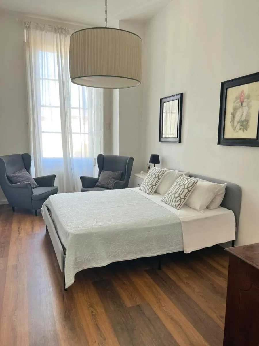 Image 6 of Santa Rosa Florence Apartments 3 Bedrooms – Private Parking