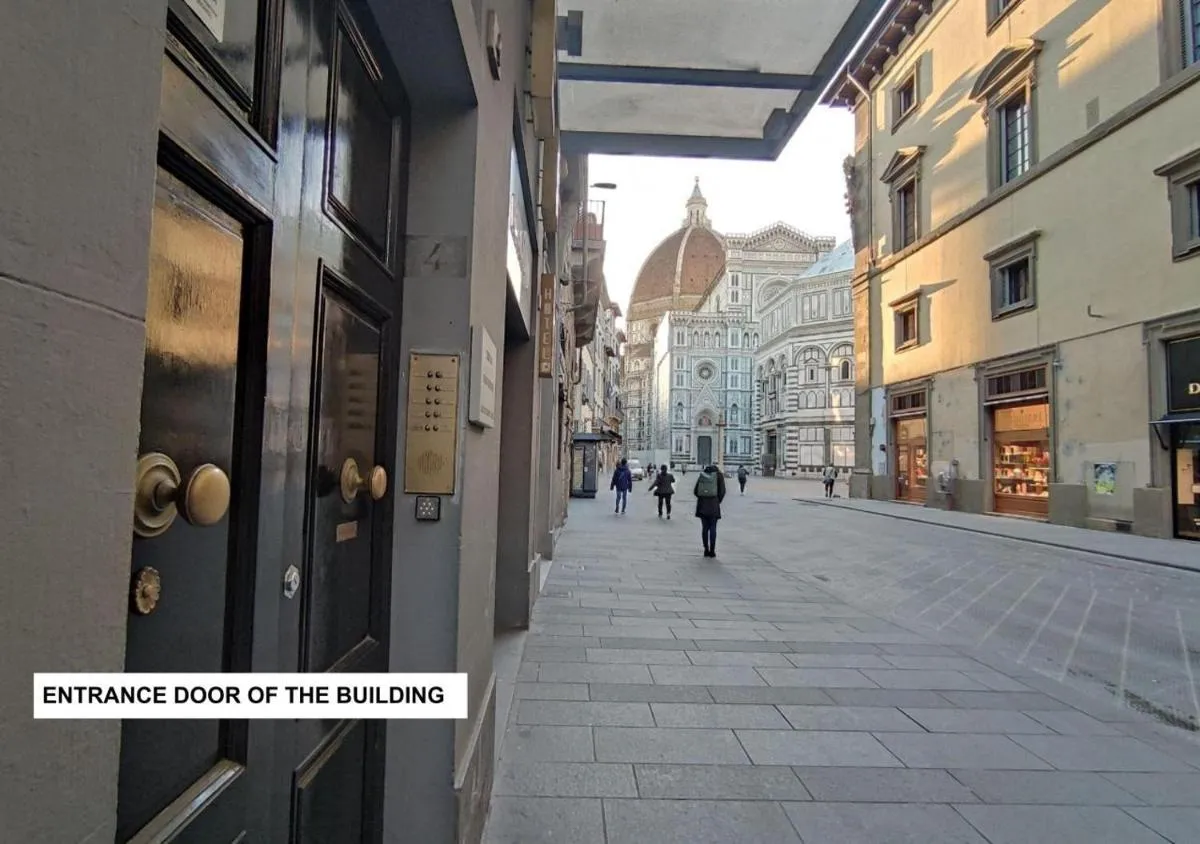 Image 1 of Seta spacious apartment next to the Duomo