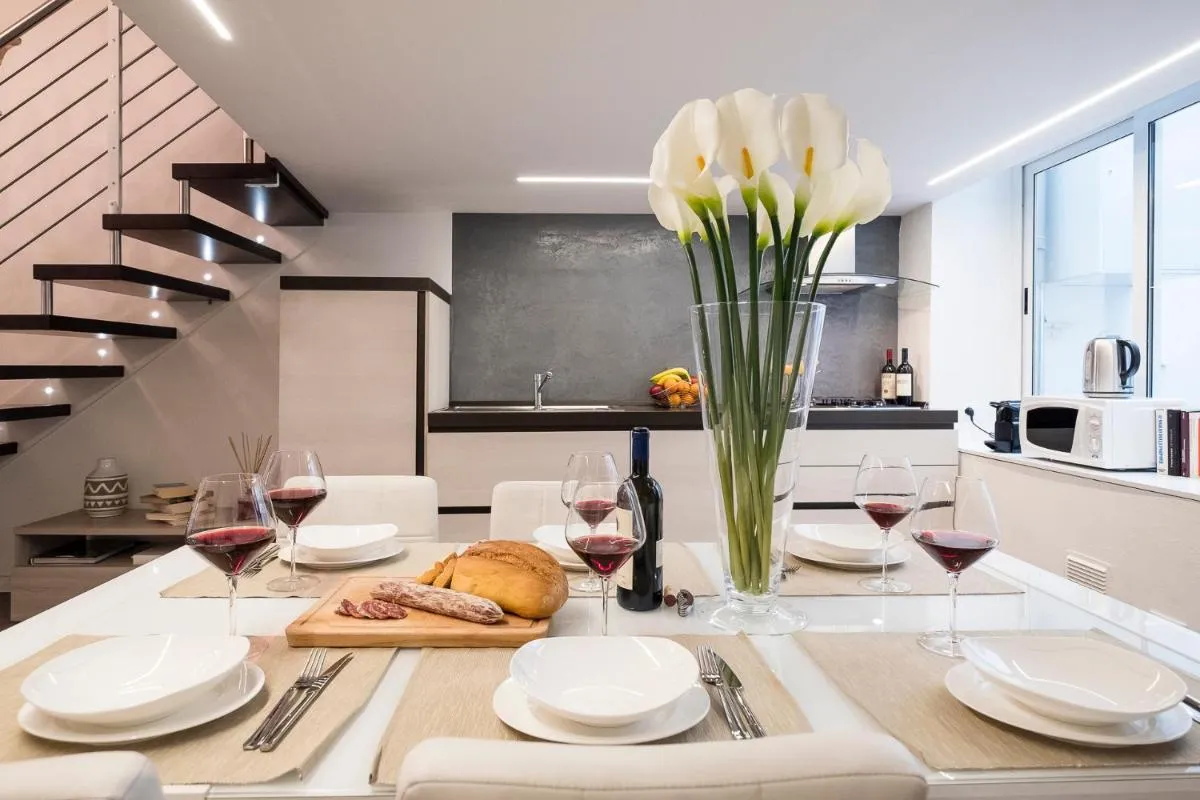 Image 3 of Silver Novella Luxury Apartment – Centro Storico