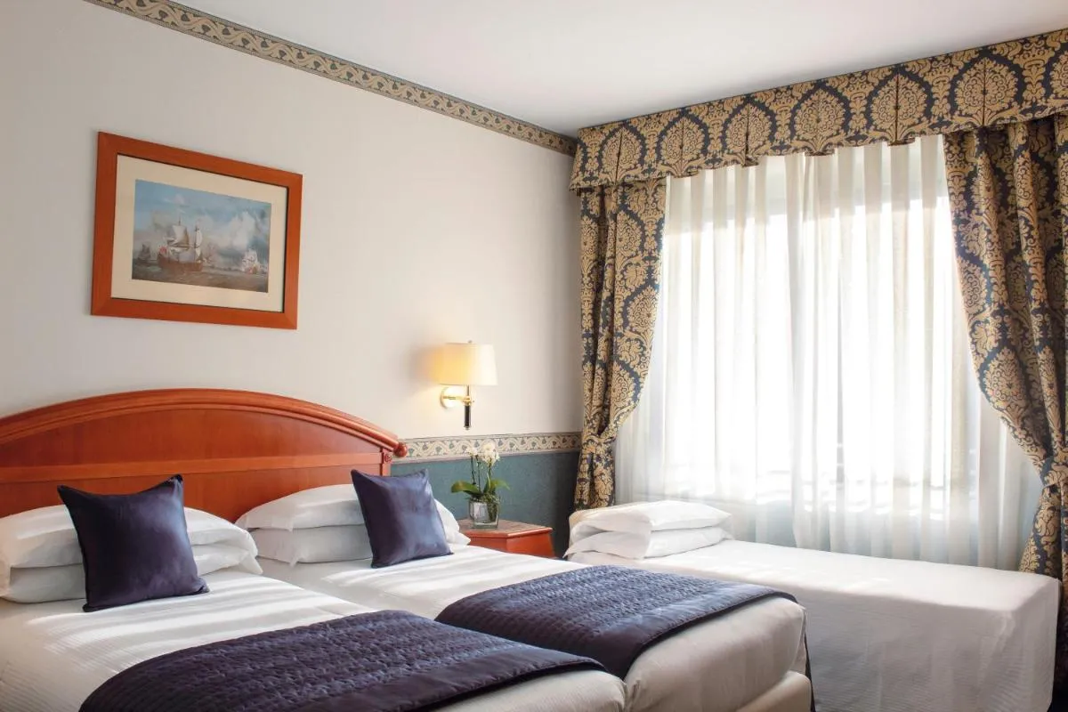 Image 1 of Starhotels Vespucci