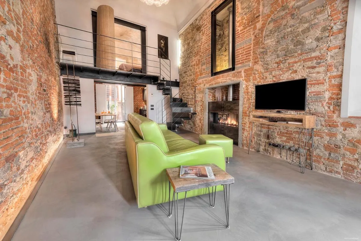 Image 4 of Stone Walls Deluxe