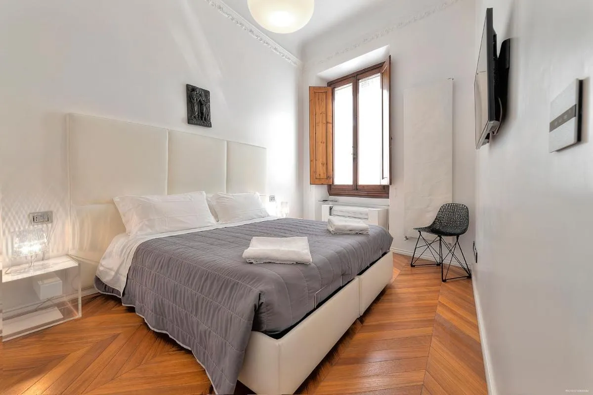 Image 6 of Suite Deluxe Florence