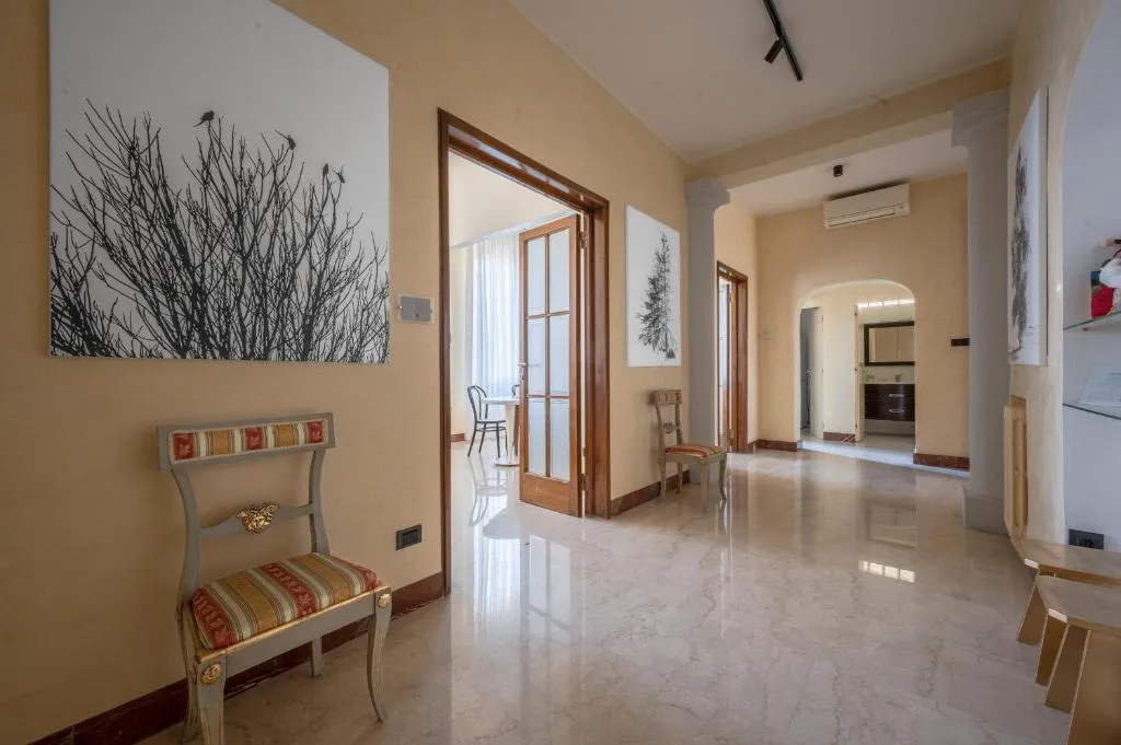 Image of The Art Gallery