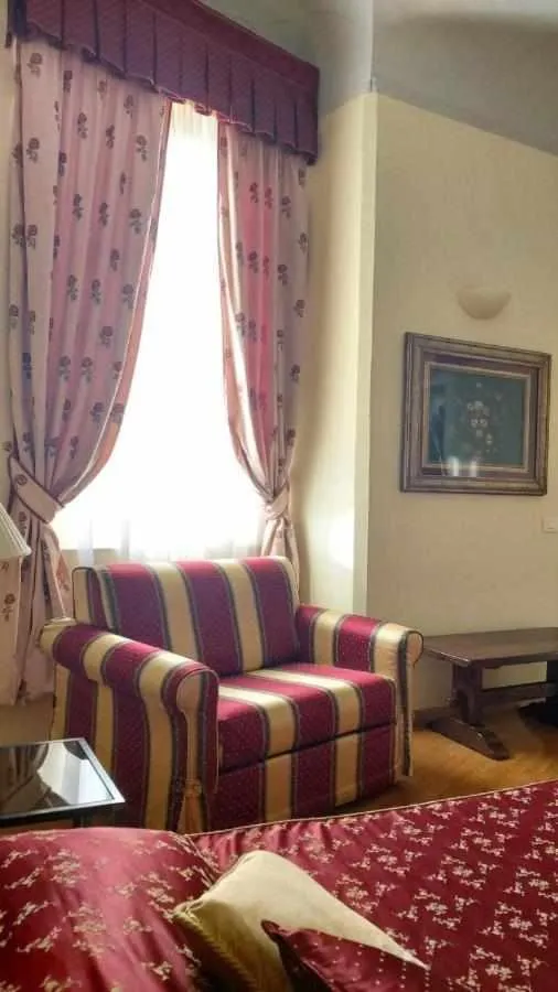 Image 5 of Tornabuoni La Petite Suite