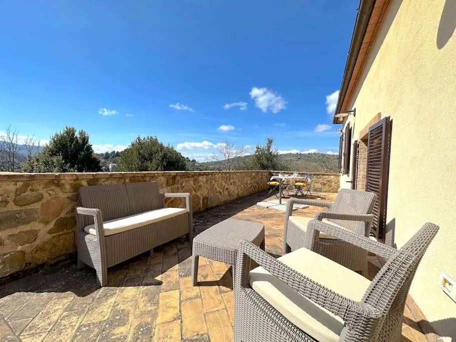 Image 2 of Tuscany Panoramic View – Relax in Val D’Orcia
