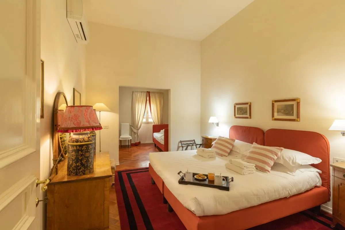 Image 6 of Velluto elegant apartment near the Duomo