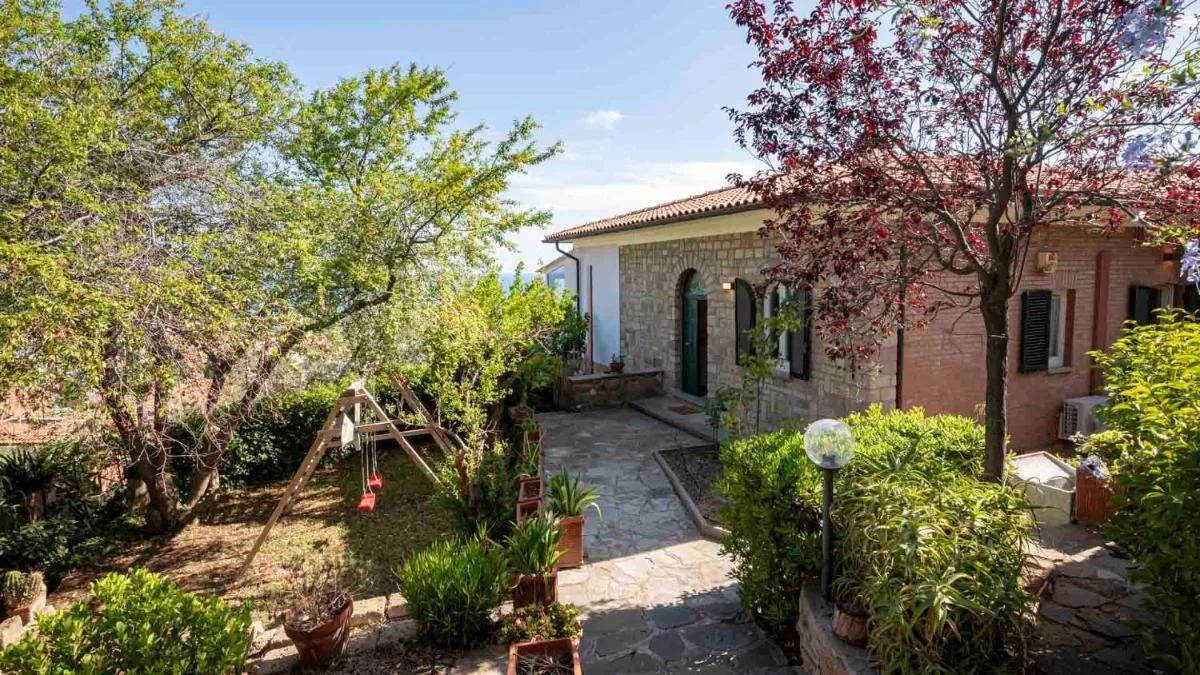 Image of Villa con Giardino Vista Mare