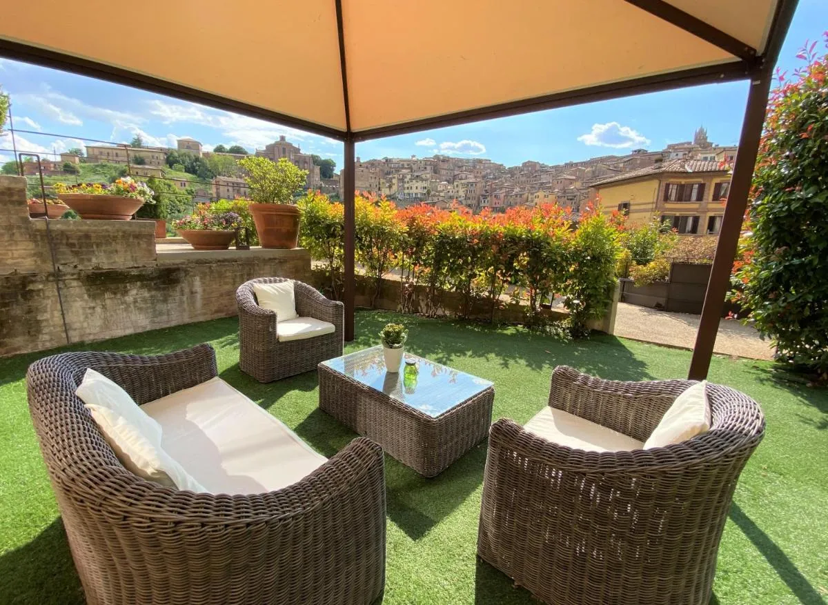 Image 4 of Villa del Sole Siena